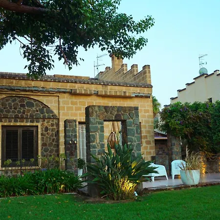 Medina فيلة تْشيفالو